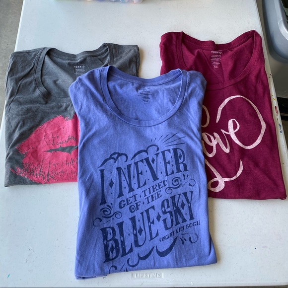 torrid Tops - Torrid tee shirt bundle